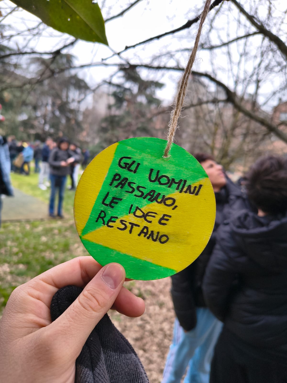 21 mar 25 Posa delle Pietra della Legalità con le Scuole Medie a Cassano D’Adda